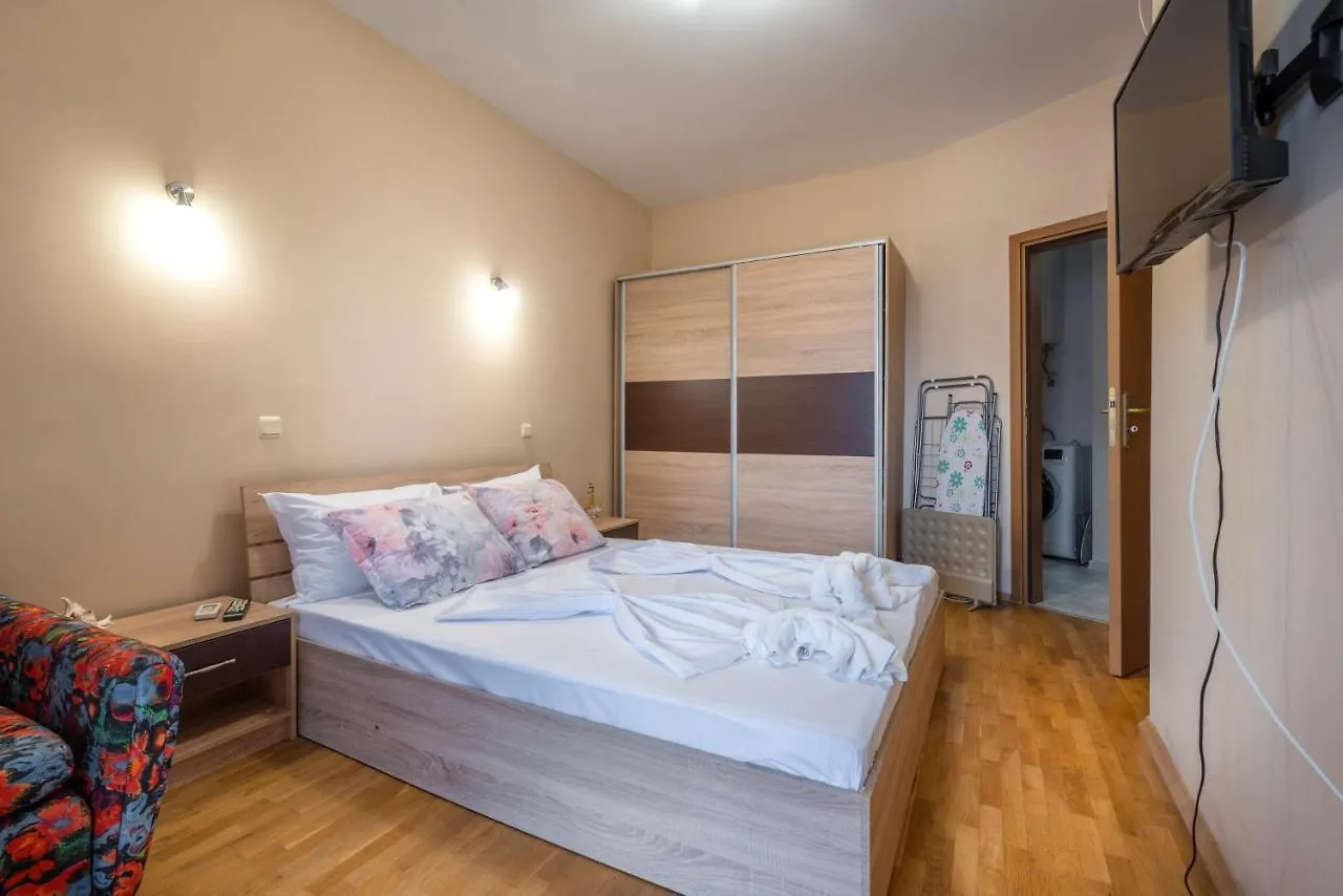 Azure Pretty Apartment Top Location Near Sea Garden Burgas City